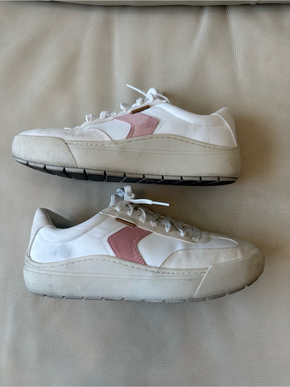 Dr. Scholl's White Sneakers with Pink Accent